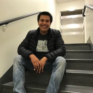 Meet your Posher, Omar